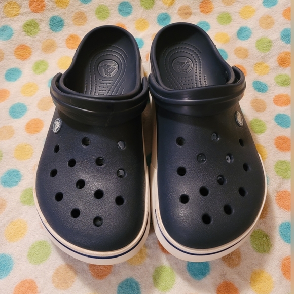 ❌️SOLD❌️ Crocs Crocband Slip On Sandals Waterproof Navy Mens 9 Womens 11 - Picture 2 of 13